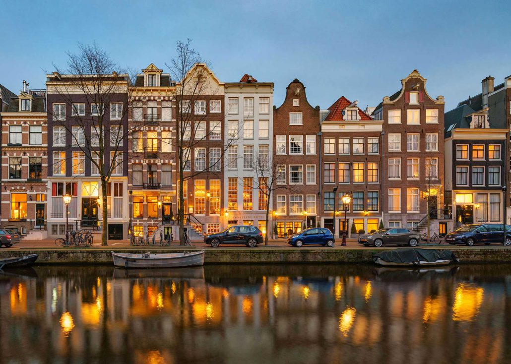 Ambassade Hotel in Amsterdam - A literary haven where Dutch heritage meets canal-side elegance.