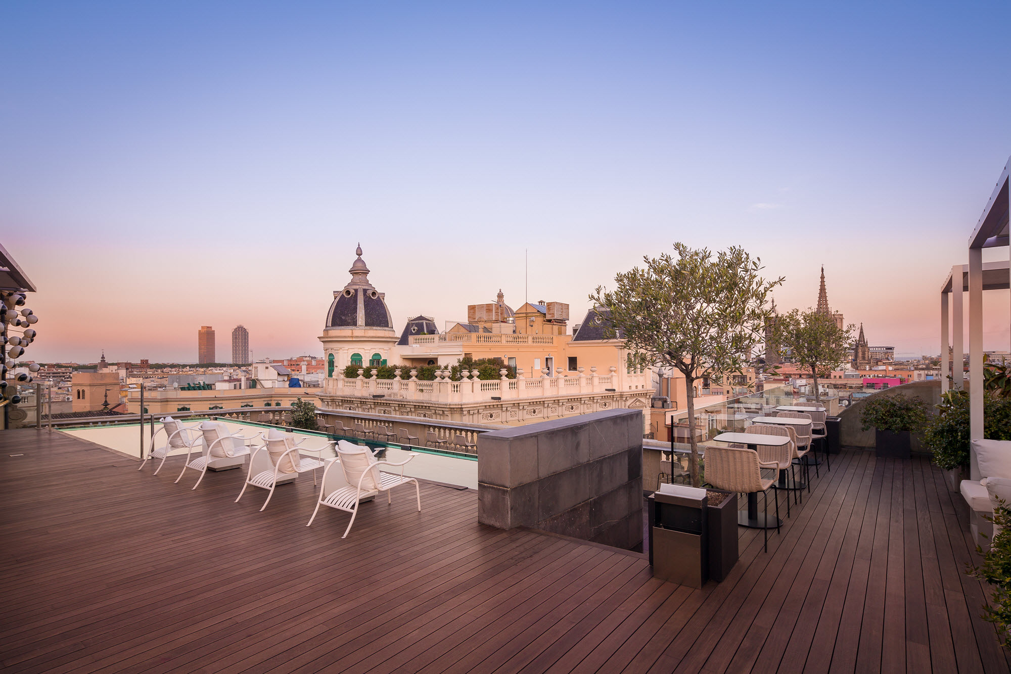 Ohla Barcelona in Barcelona - アバンギャルドなデザインと洗練された都会の鼓動で、バルセロナのゴシック地区を再構築。