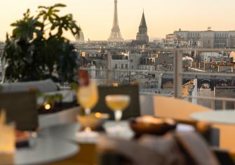 Hôtel Dame des Arts in Paris - An artistic Left Bank retreat where Parisian elegance meets contemporary design.