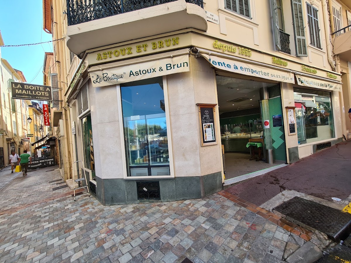 Astoux et Brun