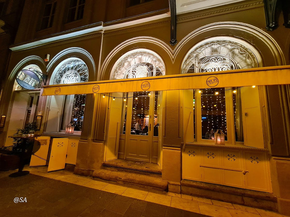Café Kör