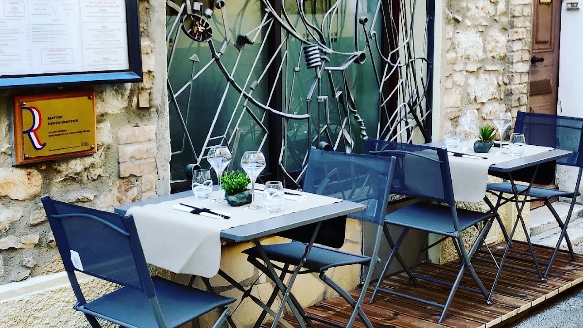 La Cafetière Fêlée