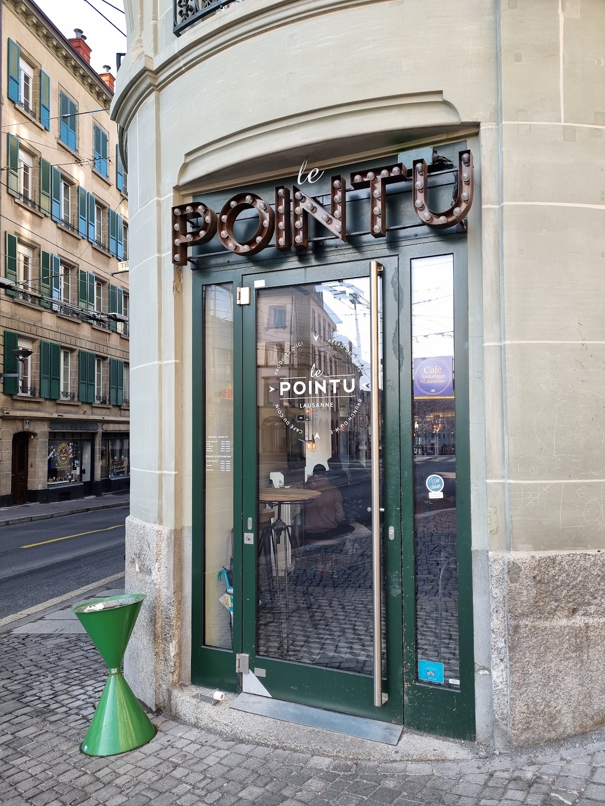 Le Pointu